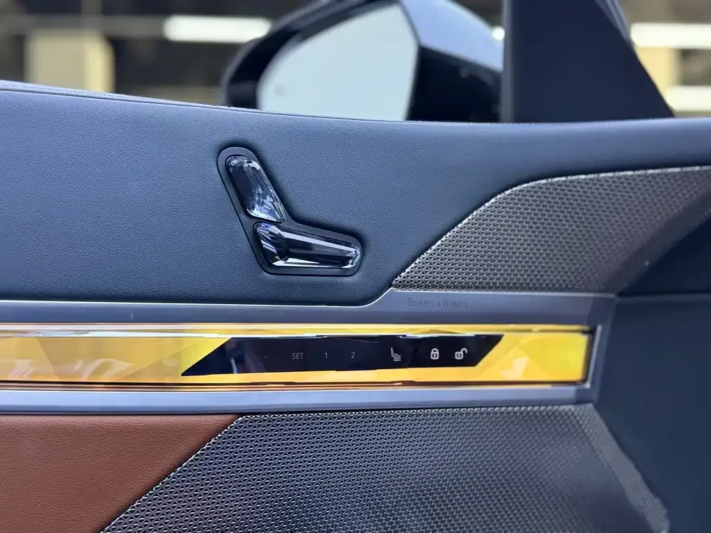 BMW i7 2024 из CN, фото 10
