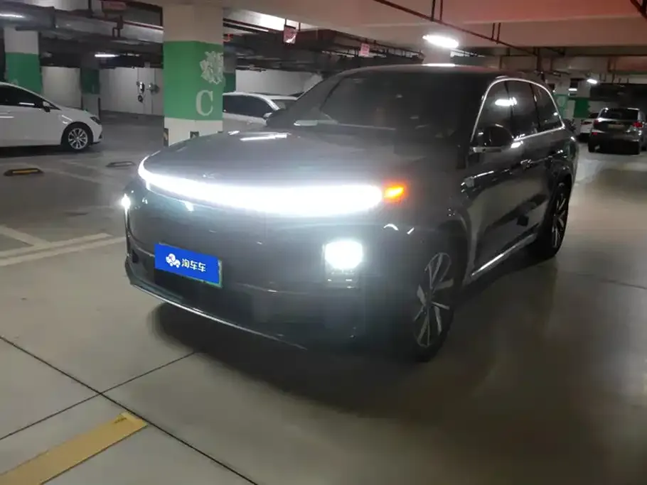Li Auto L8 2023 из CN, фото 1