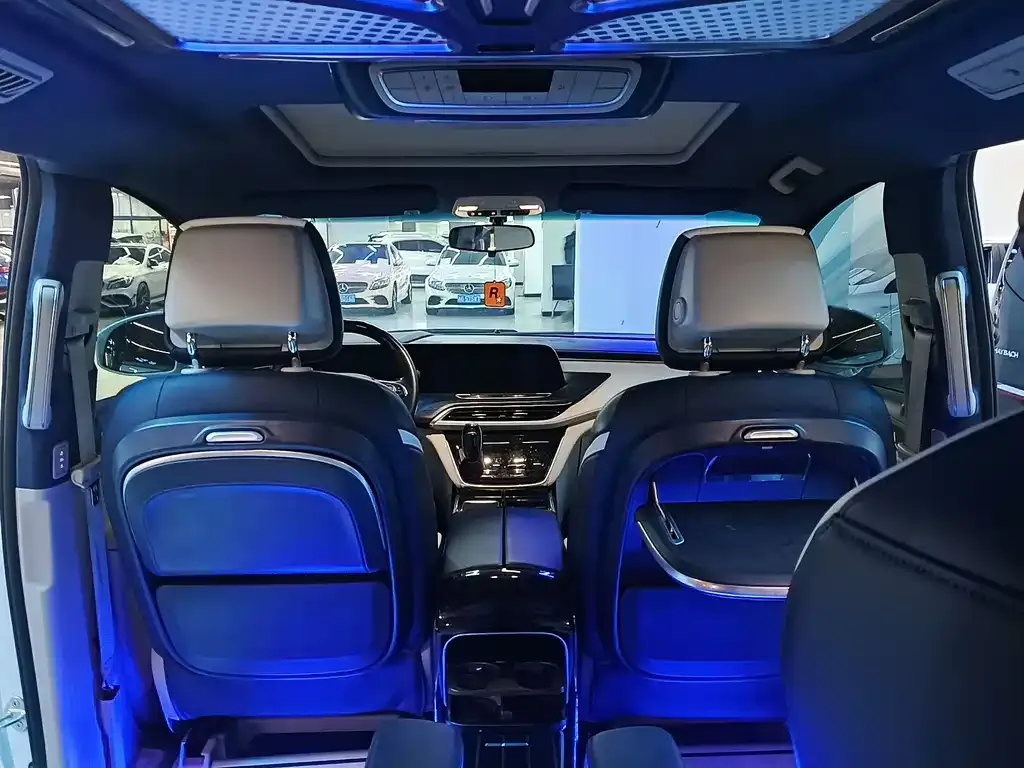 Buick GL8 2021 из CN, фото 6