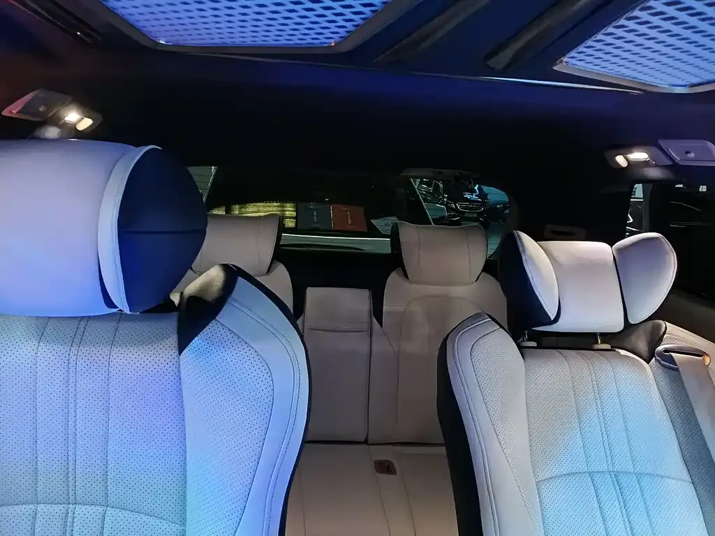 Buick GL8 2021 из CN, фото 4