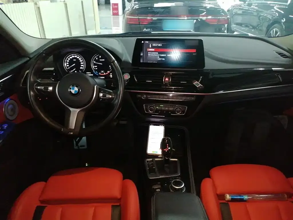 BMW 1 Series 2021 из CN, фото 9