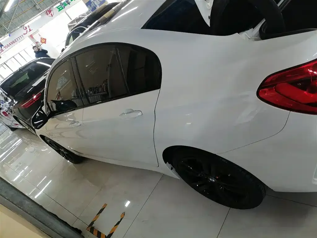 BMW 1 Series 2021 из CN, фото 7