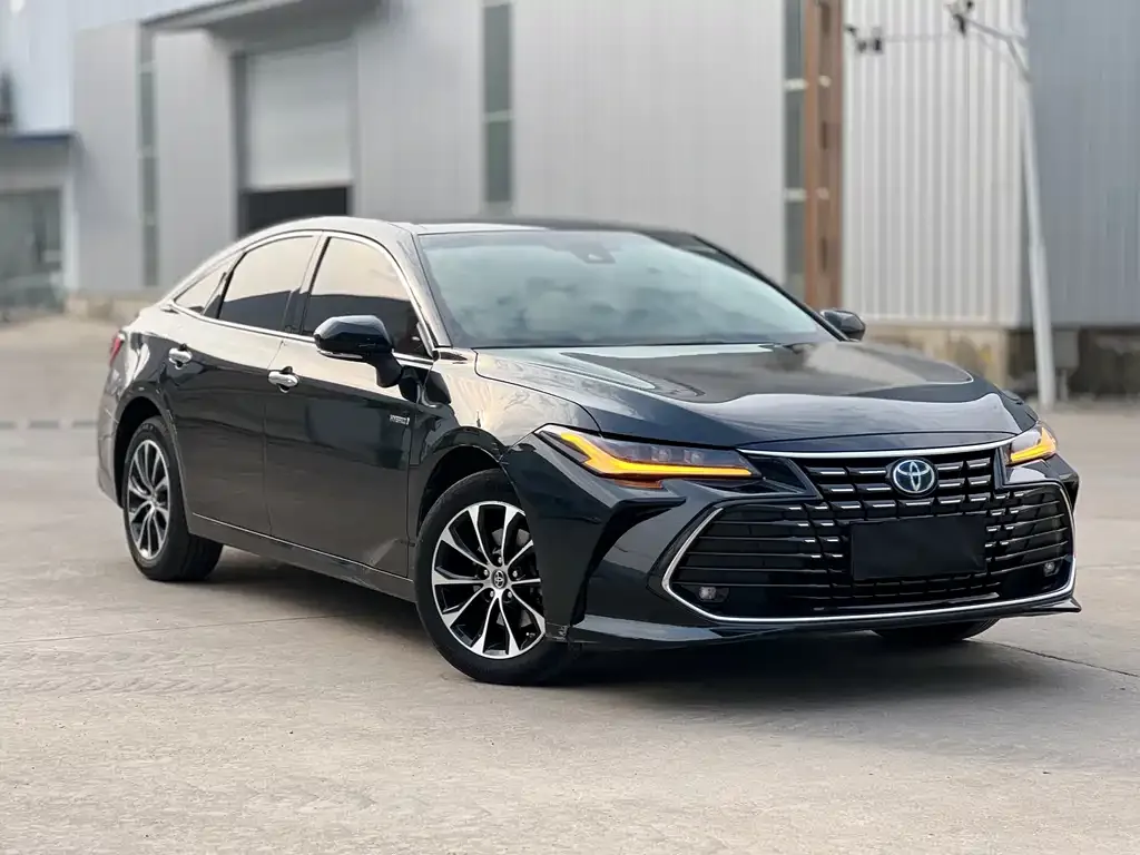 Toyota Avalon — фото 9