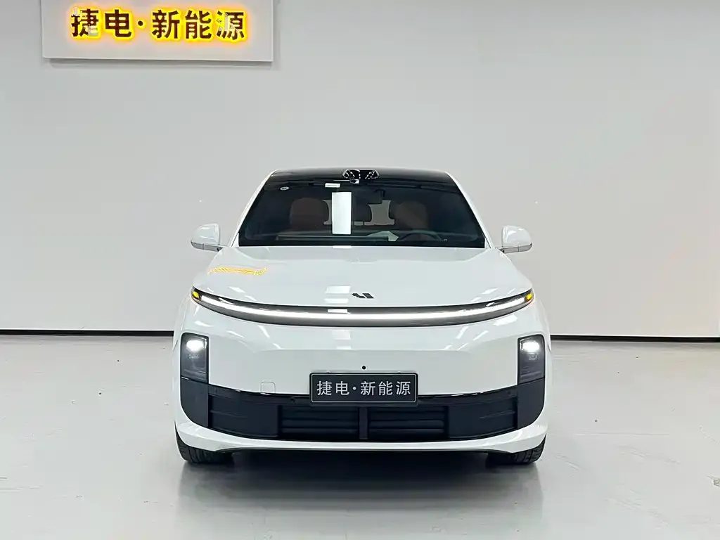 Li Auto L6 2024 из CN, фото 2