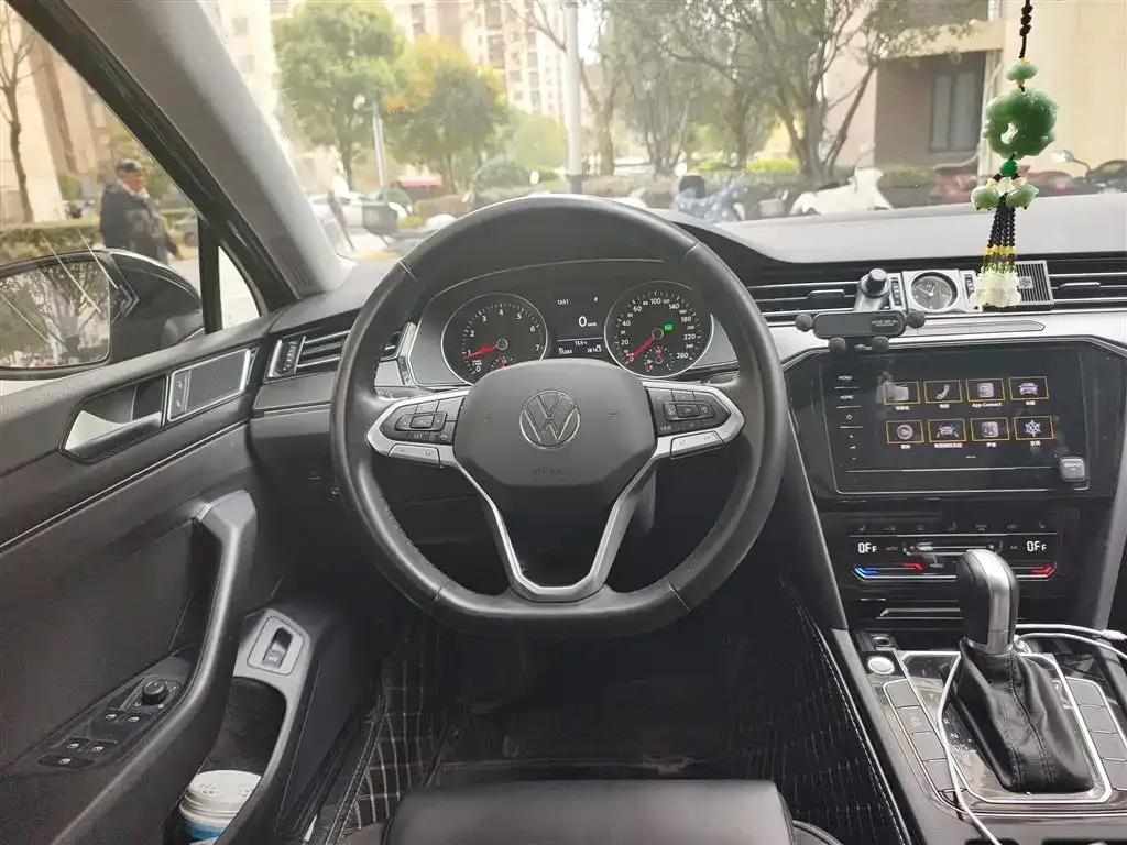 Volkswagen Magotan 2022 из CN, фото 7