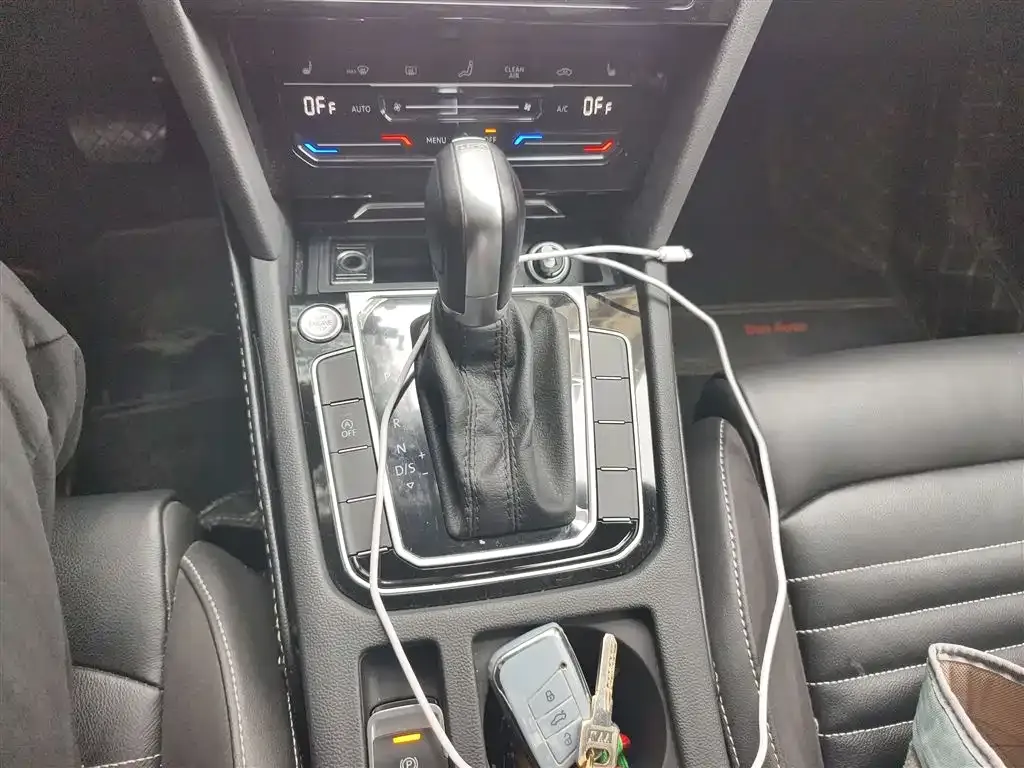 Volkswagen Magotan 2022 из CN, фото 10