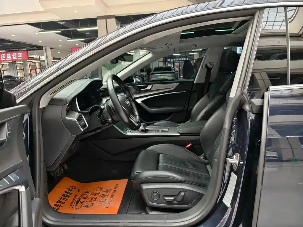 Audi A7 2021 из CN, фото 9