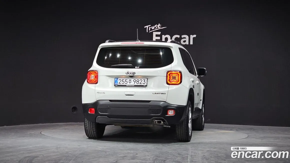 Jeep Renegade 2021 из KR, фото 4