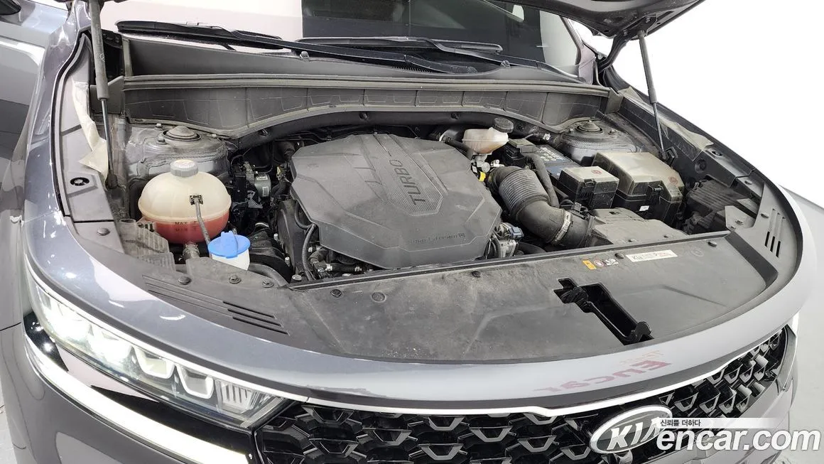 Kia Sorento — фото 10