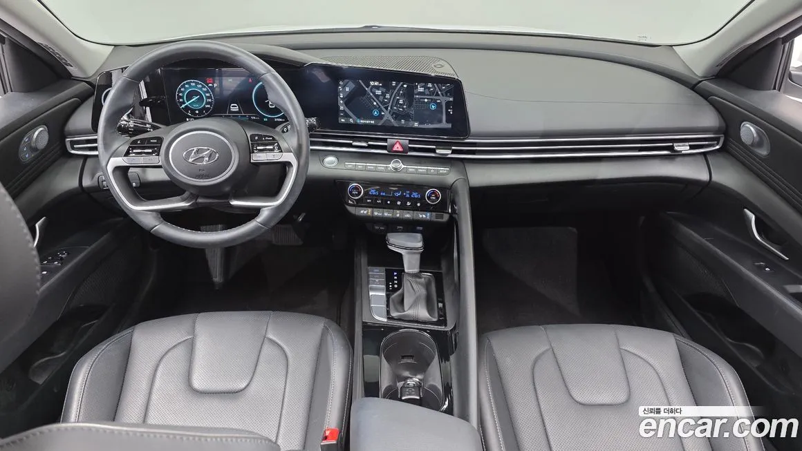 Hyundai AVANTE — фото 2