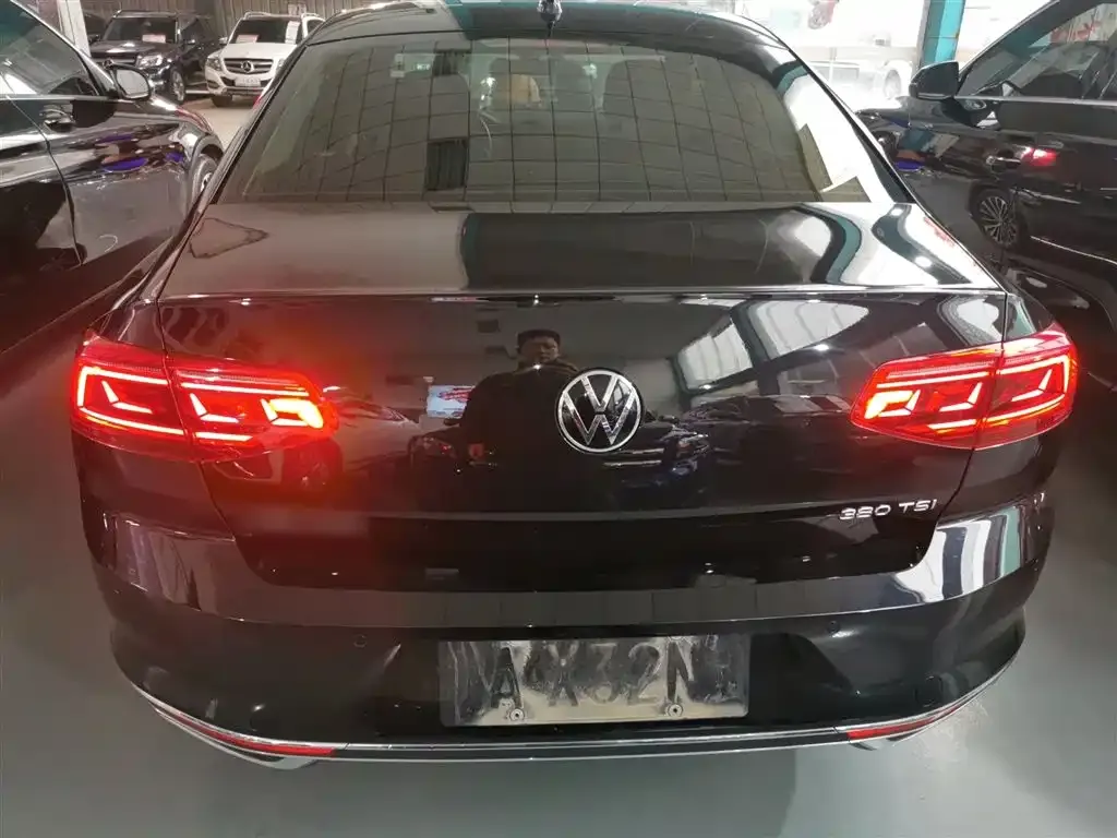 Volkswagen Magotan 2022 из CN, фото 4