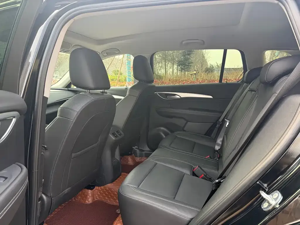 Buick Envision Plus — фото 5