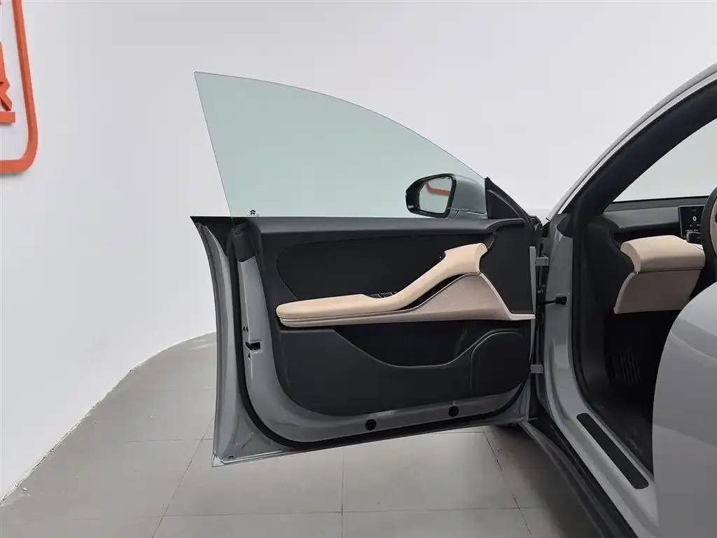 NIO ET5T 2025 из CN, фото 3