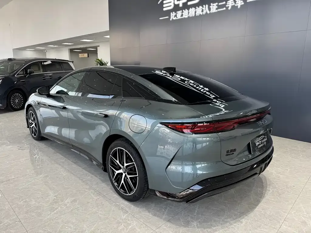BYD Han L 2025 из CN, фото 9