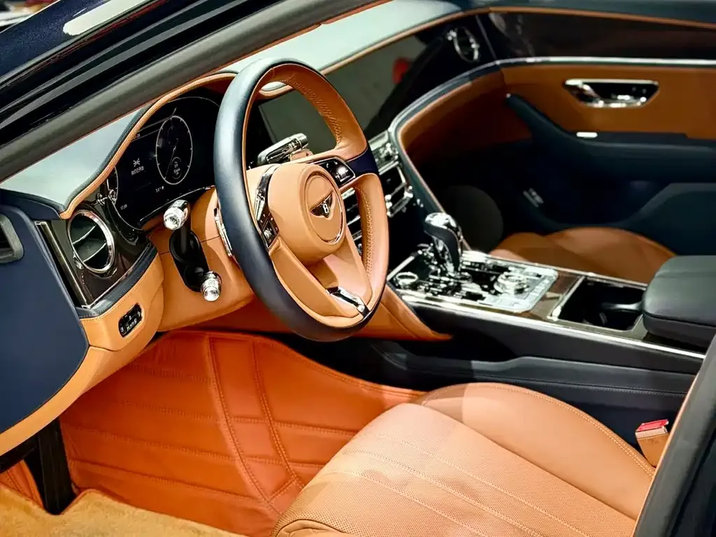 Bentley Flying Spur 2021 из CN, фото 4