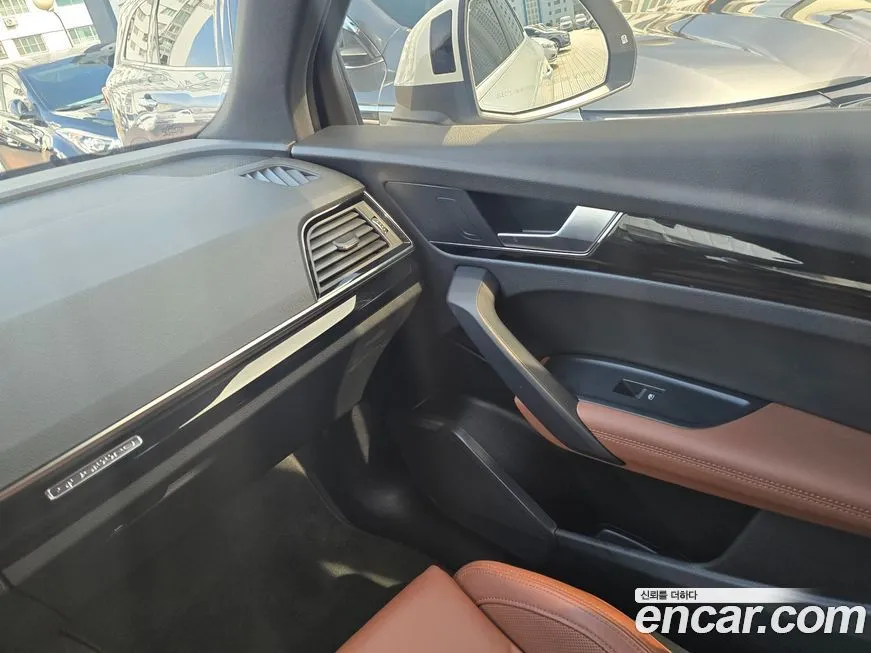 Audi Q5 2022 из KR, фото 2
