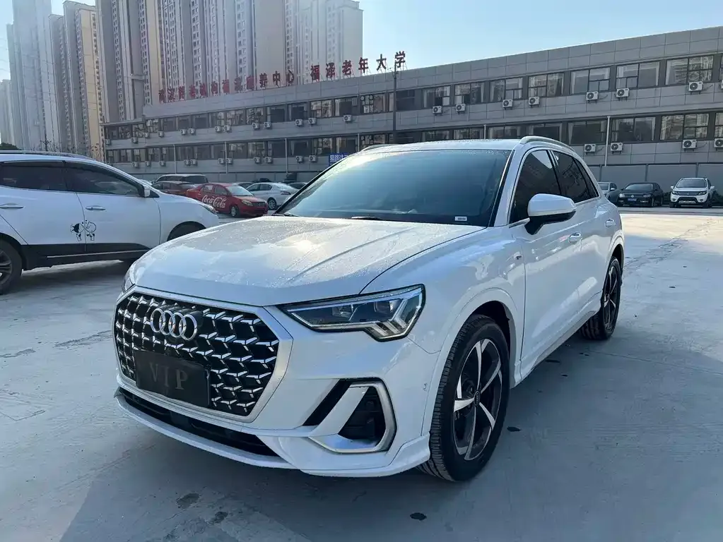 Audi Q3 2025 из CN, фото 1