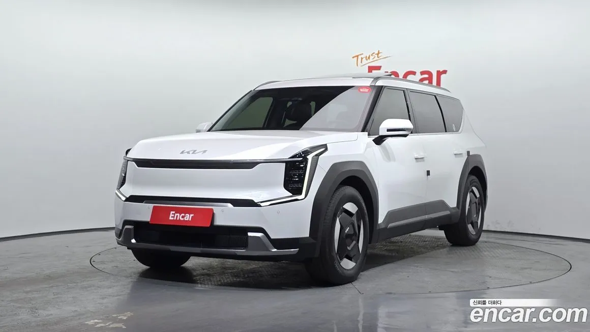 Kia EV9 2024 из KR, фото 1