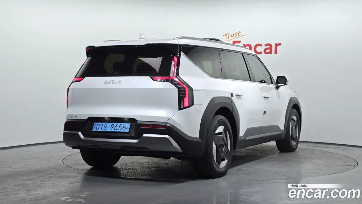 Kia EV9 2024 из KR, фото 7