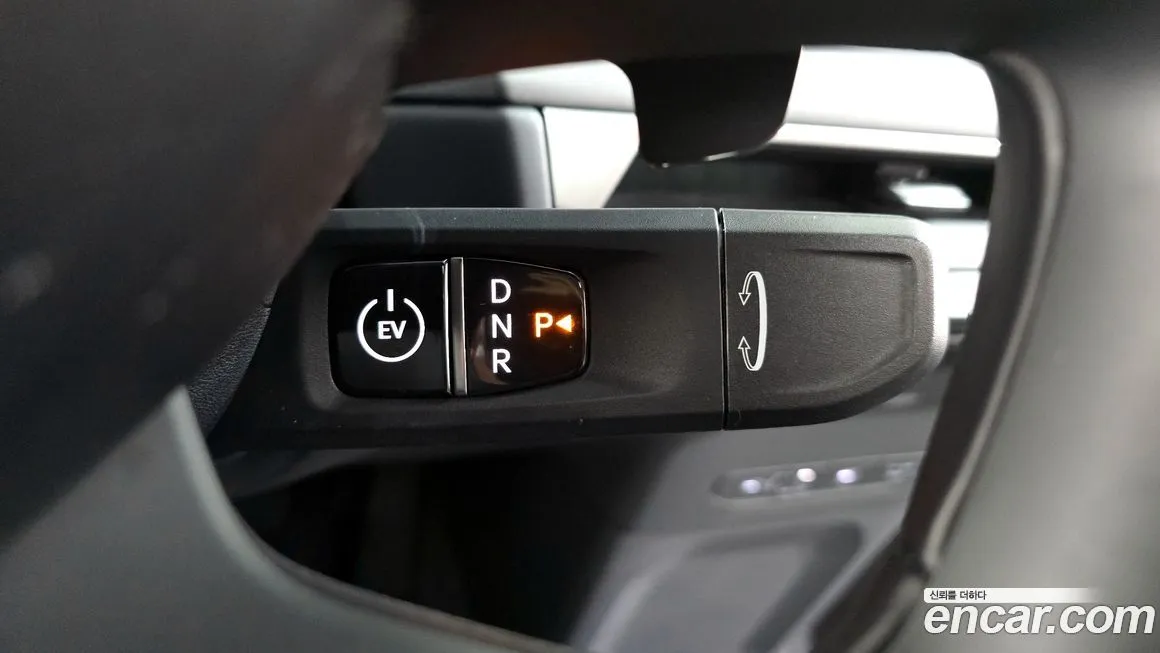 Kia EV9 2024 из KR, фото 2