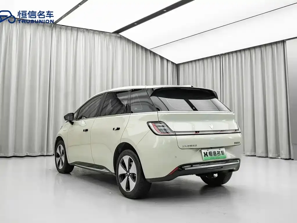 Baojun Yunduo 2024 из CN, фото 6