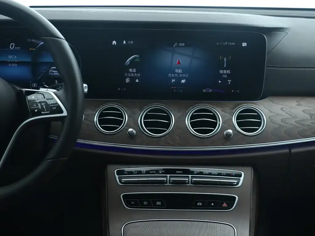 Mercedes-Benz E-Class 2023 из CN, фото 8