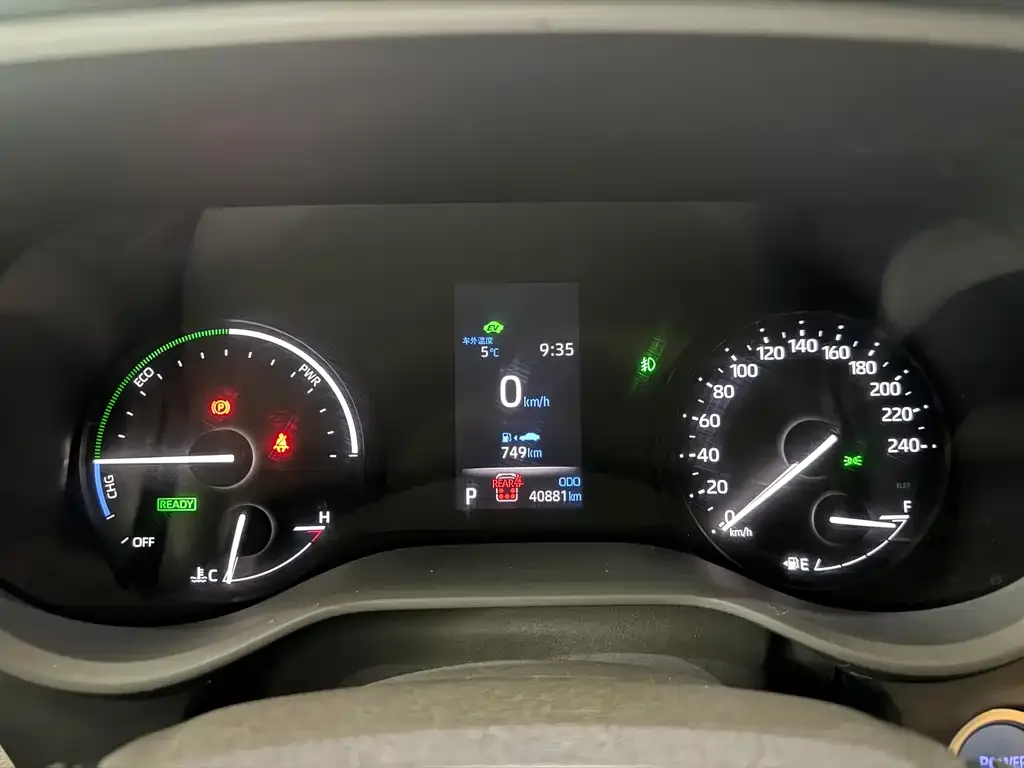 Toyota Sienna 2022 из CN, фото 2