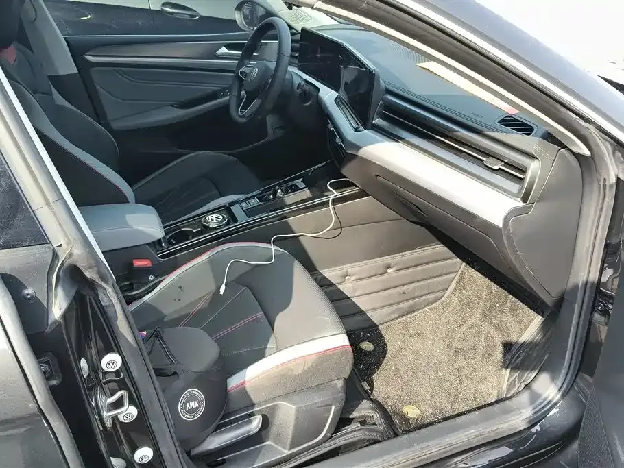 Volkswagen Lamando 2023 из CN, фото 9