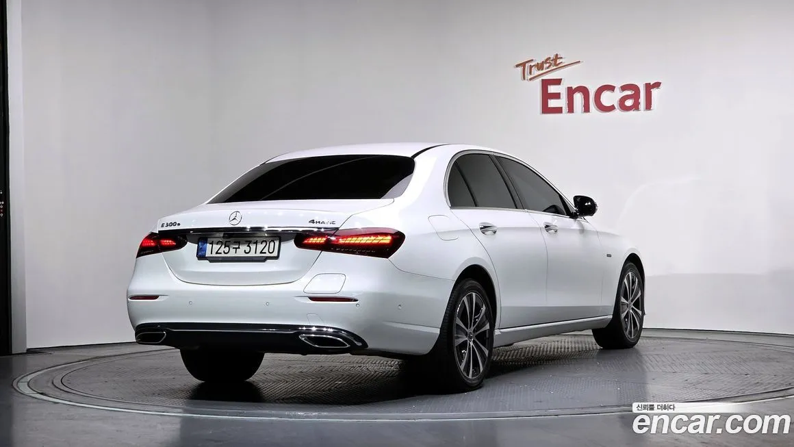Mercedes-Benz E-Class 2021 из KR, фото 2