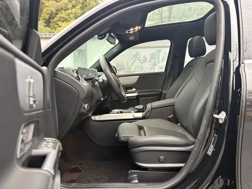 Mercedes-Benz GLB 2021 из CN, фото 2