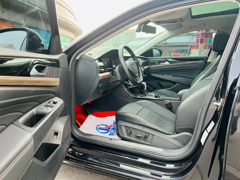 Volkswagen Passat 2021 из CN, фото 6