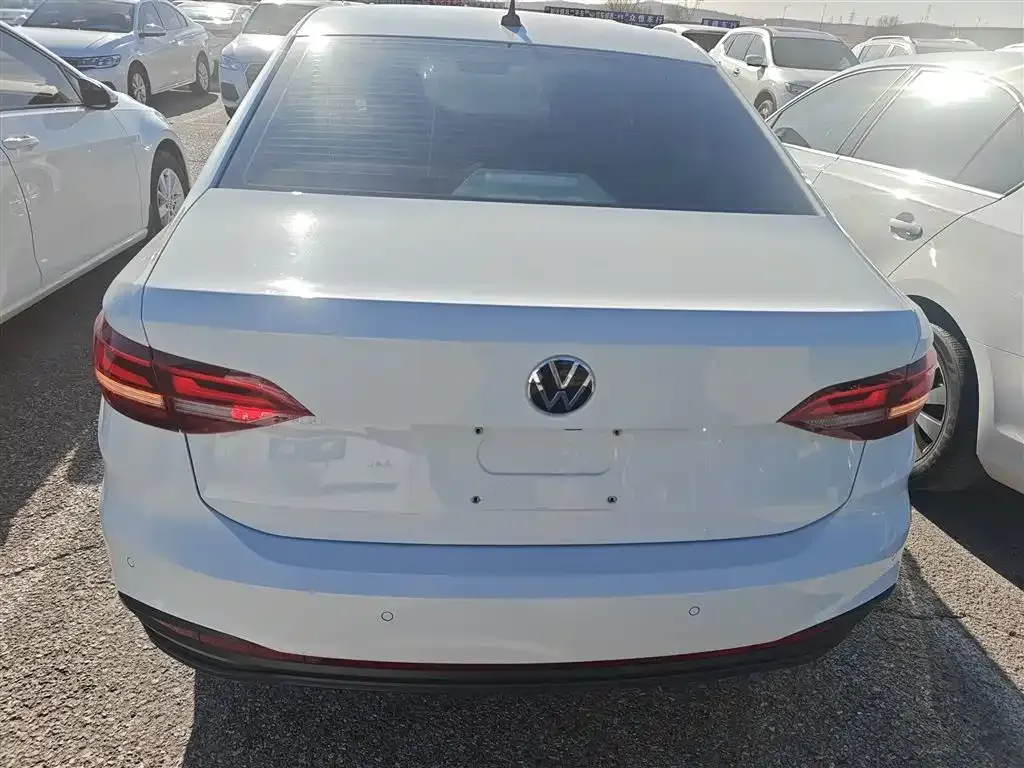 Volkswagen Lavida 2023 из CN, фото 10