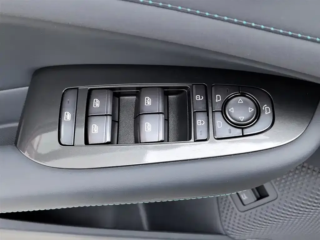BYD Seal 06GT — фото 4