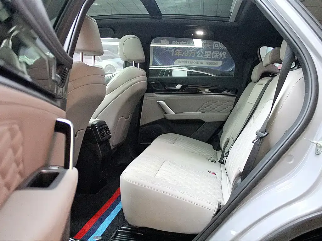 BYD Tang New Energy 2024 из CN, фото 8