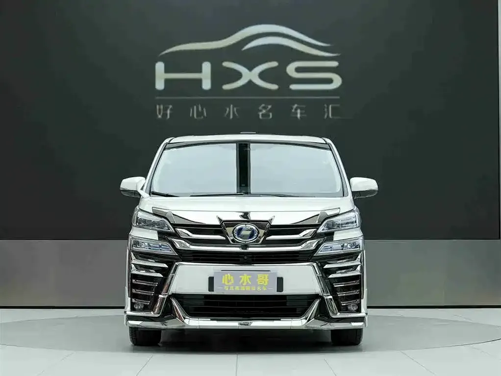 Toyota Vellfire — фото 2
