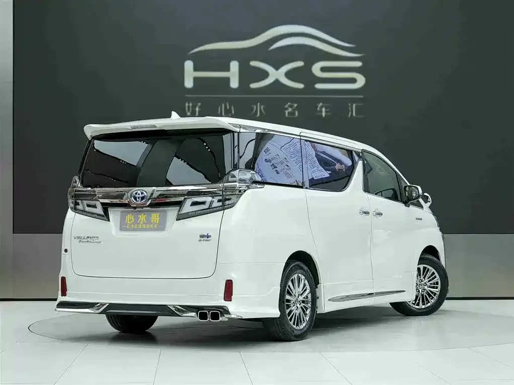 Toyota Vellfire — фото 4