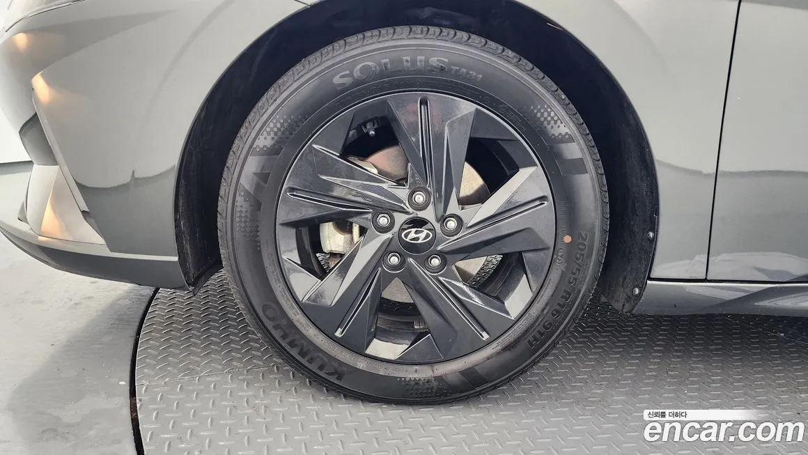 Hyundai AVANTE — фото 9