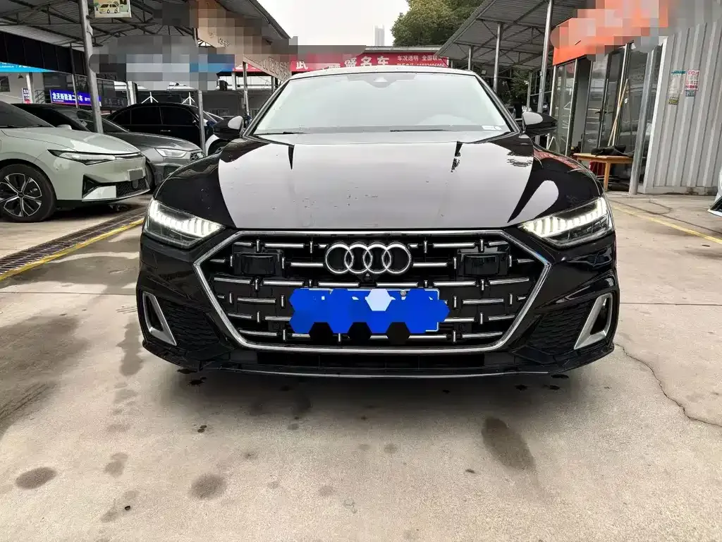 Audi A7L 2024 из CN, фото 3