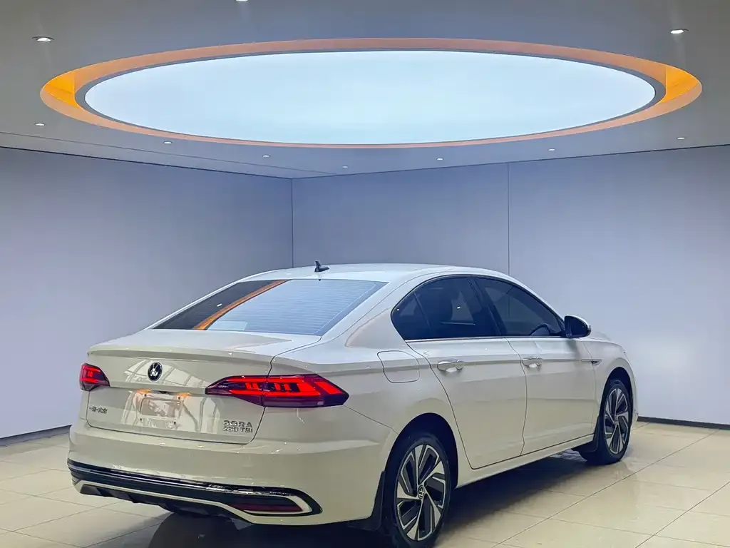 Volkswagen Bora 2022 из CN, фото 7