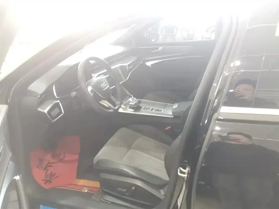 Audi A6L 2022 из CN, фото 5
