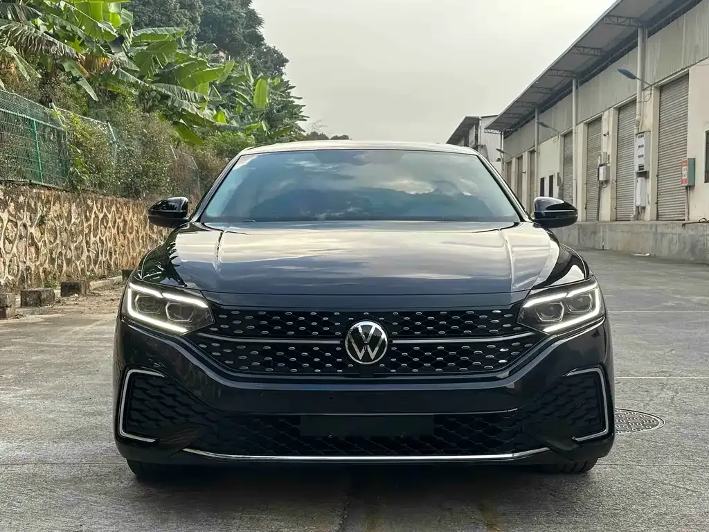 Volkswagen Passat 2022 из CN, фото 4