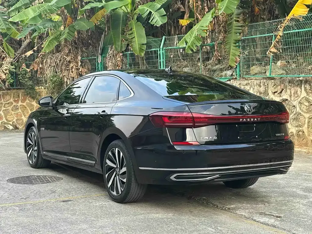 Volkswagen Passat 2022 из CN, фото 6