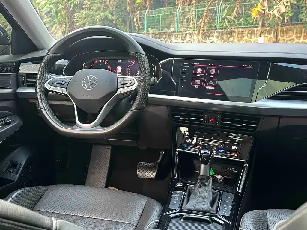 Volkswagen Passat 2022 из CN, фото 7