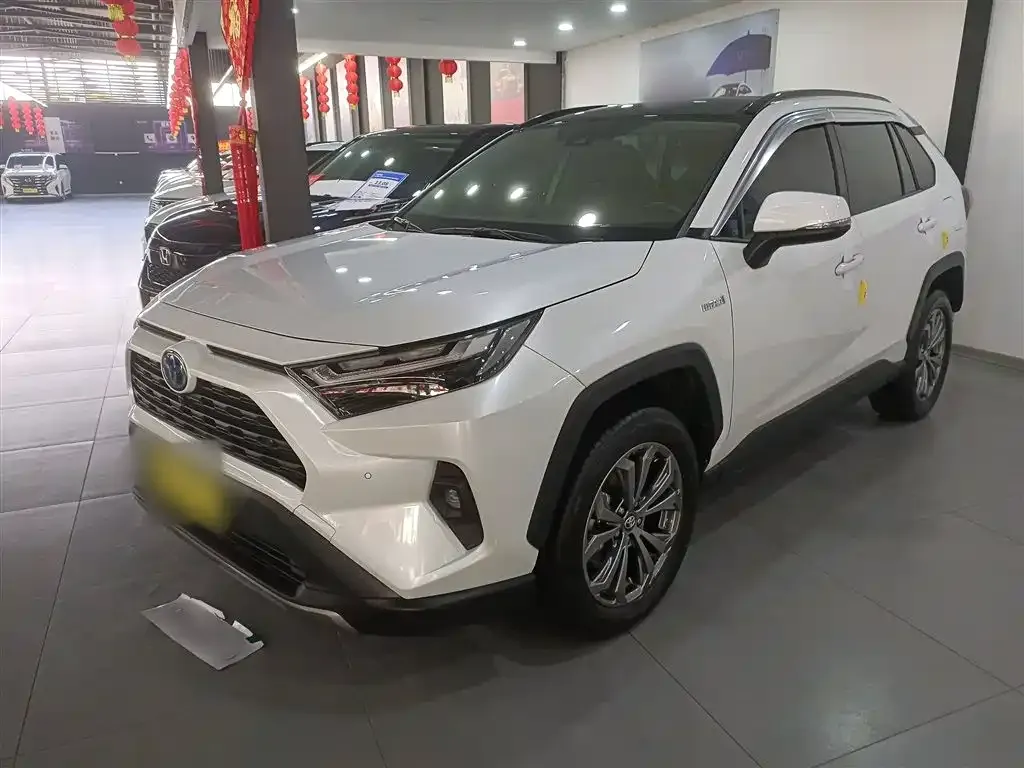 Toyota RAV4 2024 из CN, фото 1