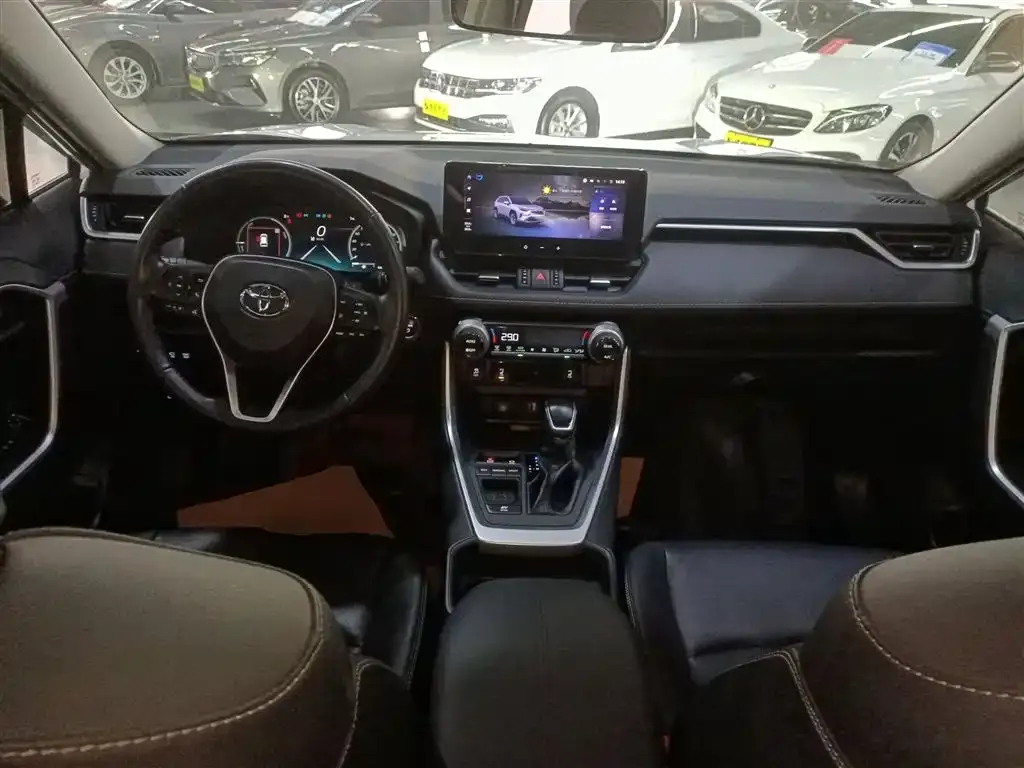 Toyota RAV4 2024 из CN, фото 5