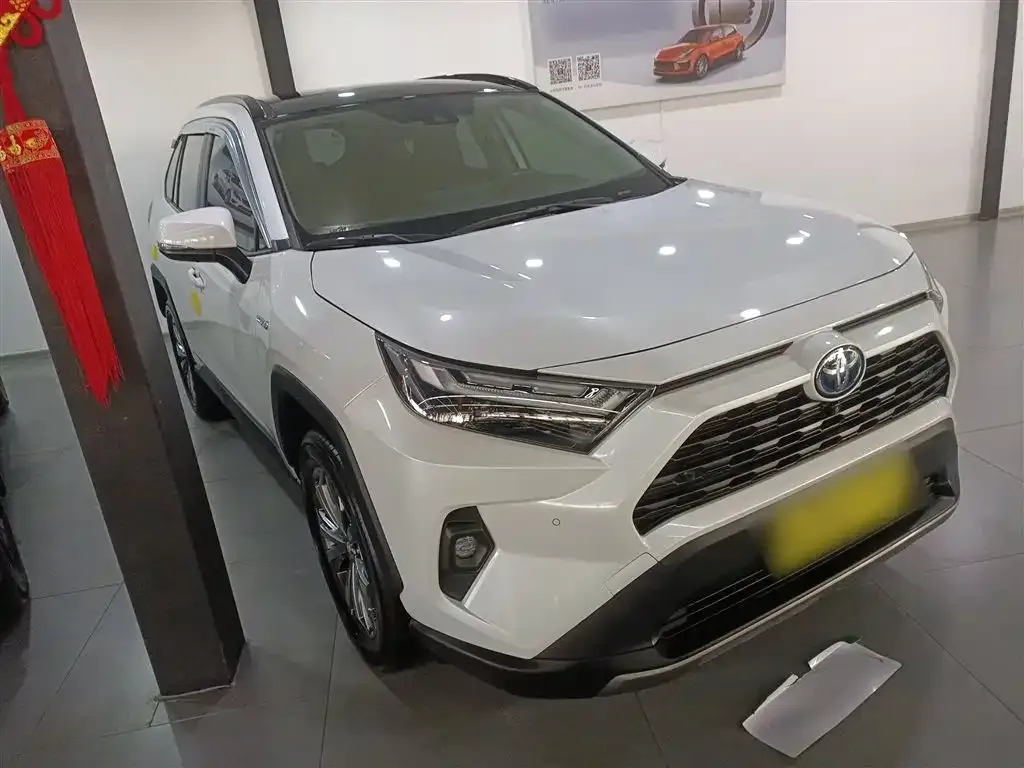 Toyota RAV4 2024 из CN, фото 4
