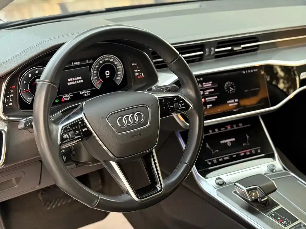 Audi A7 2022 из CN, фото 2