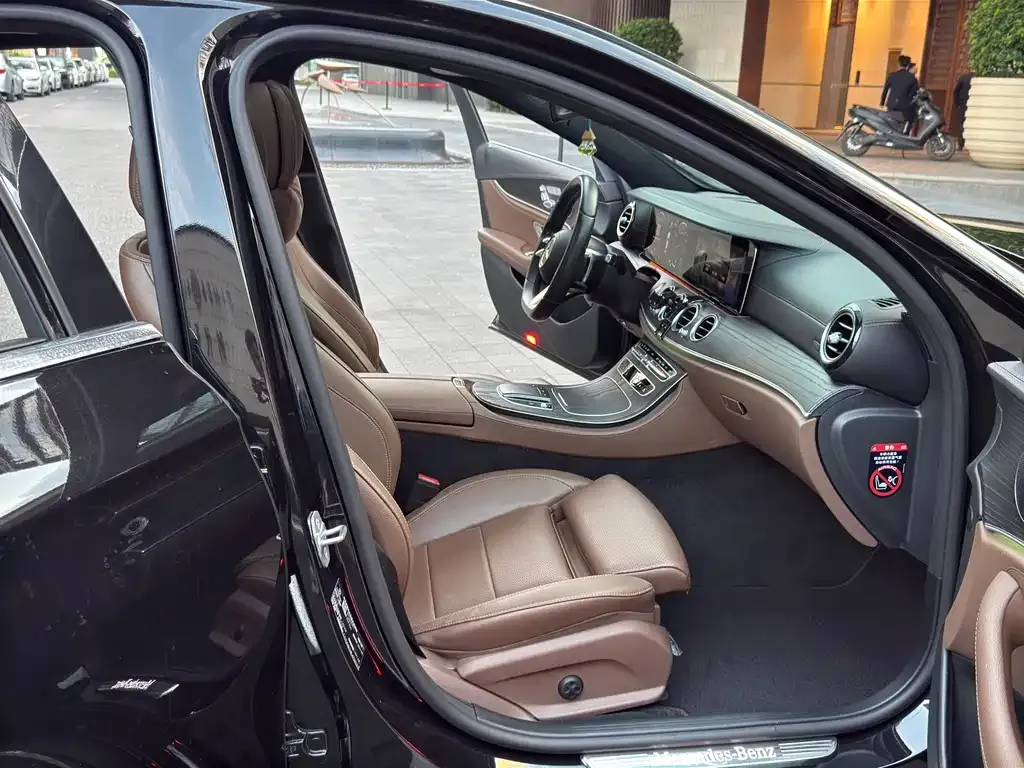 Mercedes-Benz E-Class 2021 из CN, фото 6