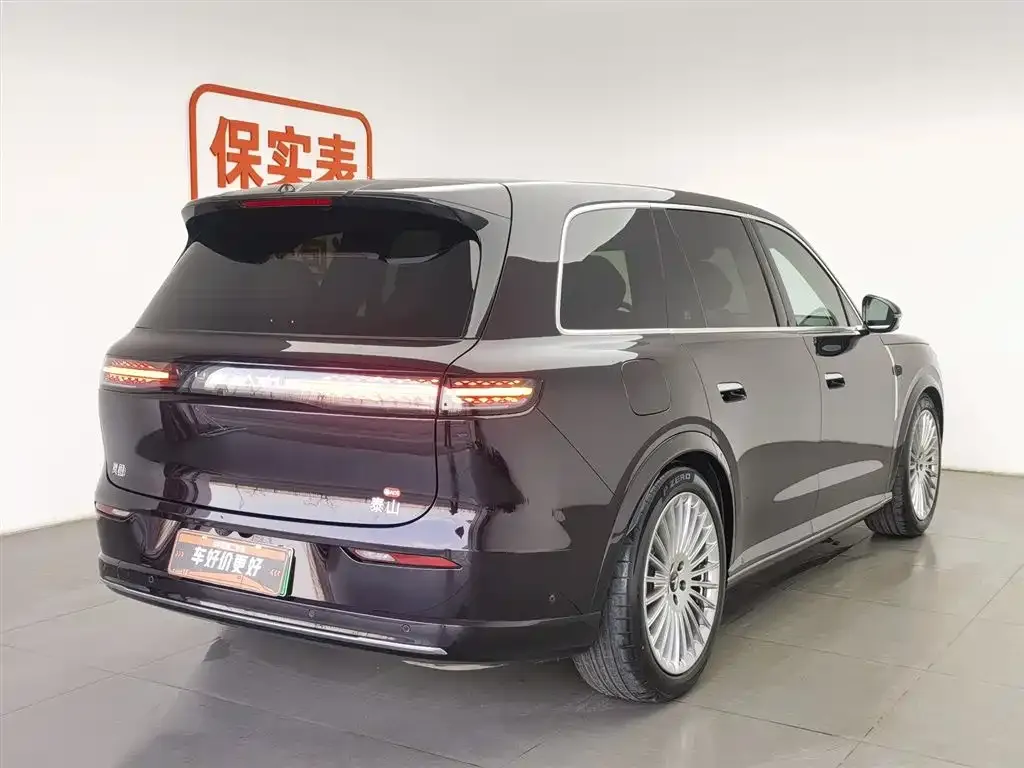 VOYAH Lantu Taishan 2025 из CN, фото 8