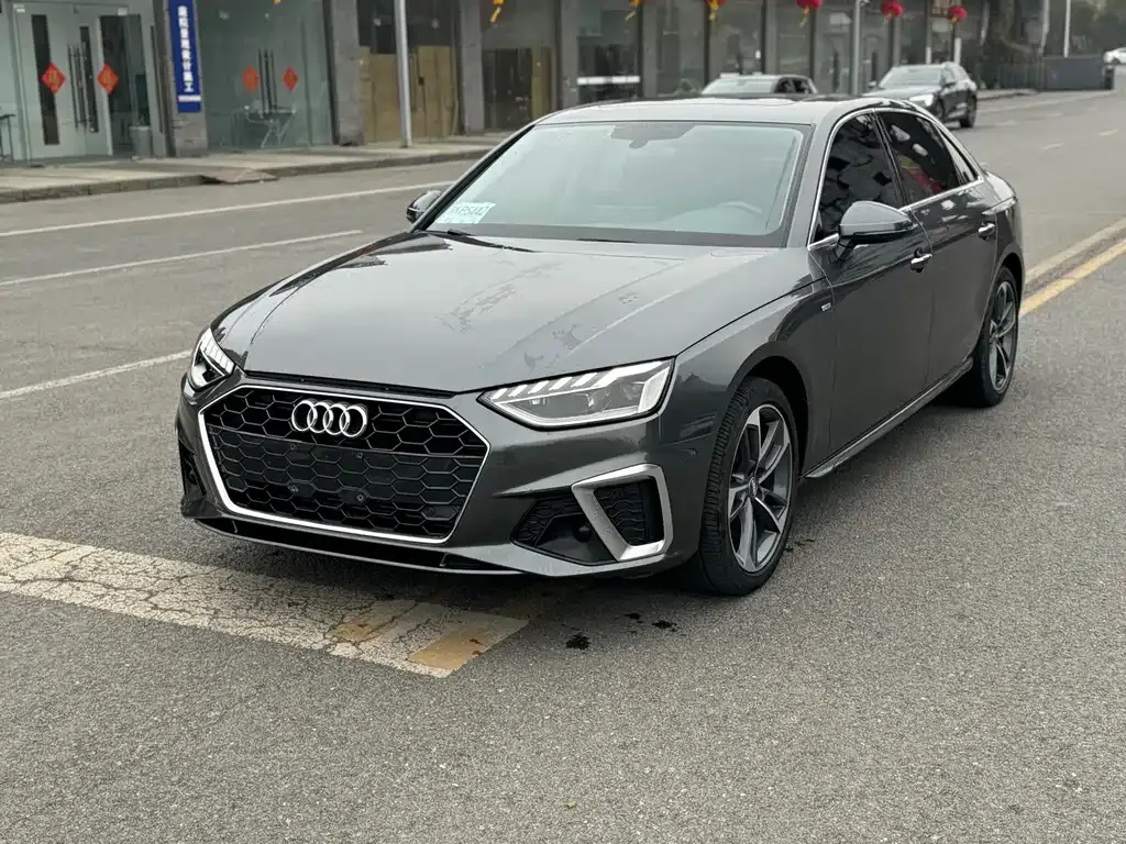 Audi A4L 2021 из CN, фото 1